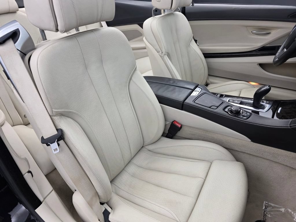 Used 2012 BMW 650i Convertible RWD image 31