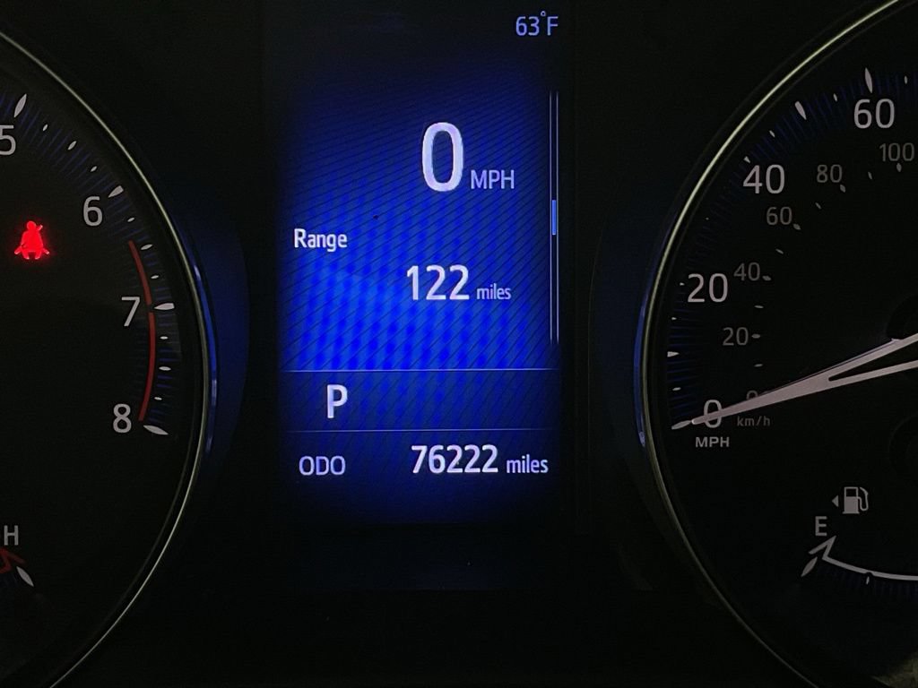 Used 2018 Toyota C-HR XLE FWD image 41