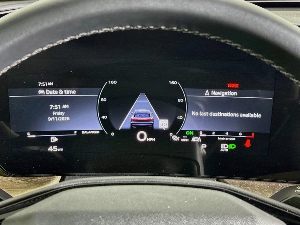Used 2025 Audi Q5 Premium AWD/4WD image 11