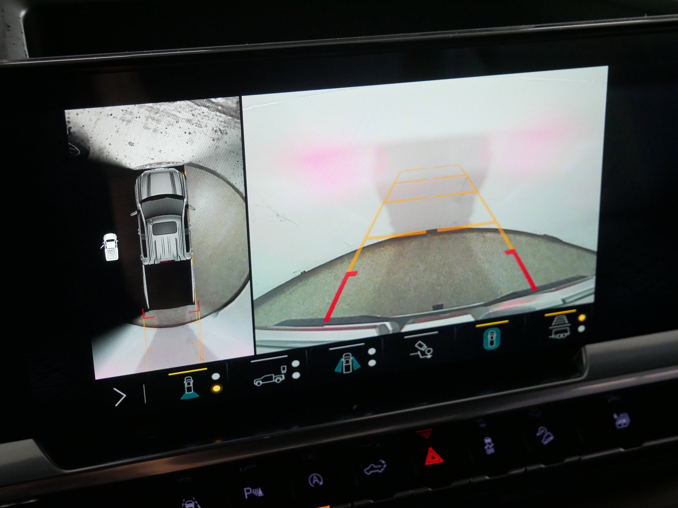 Used 2023 GMC Sierra 1500 SLT w/ SLT Premium Plus Package image 33