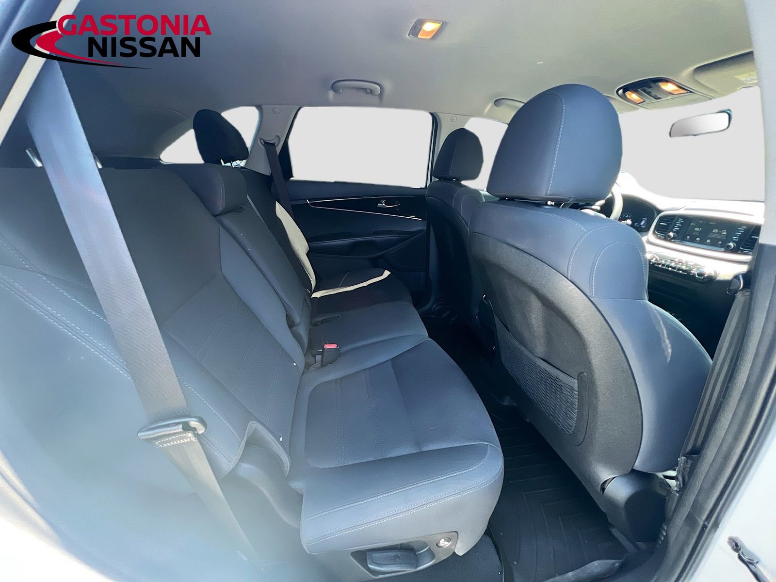 Used 2020 Kia Sorento L FWD image 34