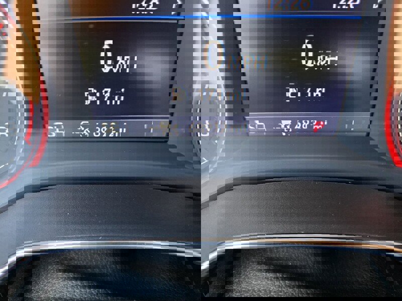 Used 2021 Chevrolet TrailBlazer RS w/ Technology Package FWD image 31