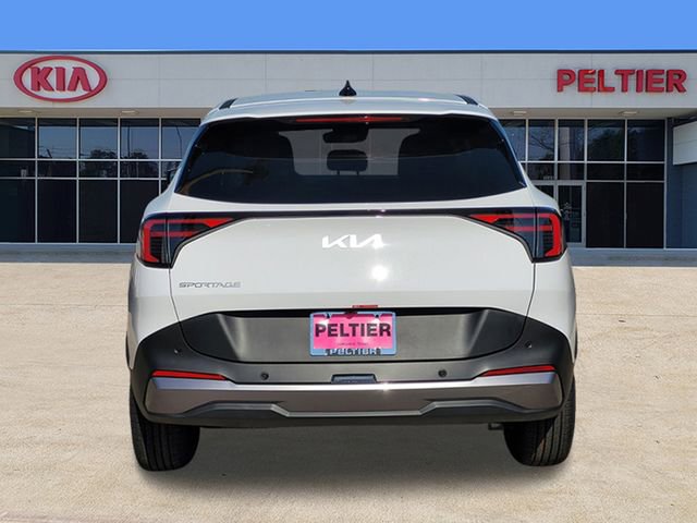 New 2026 Kia Sportage LX w/ LX Convenience Package FWD image 4