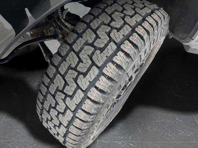 Used 2023 Ford F250 Lariat w/ Black Appearance Package image 43