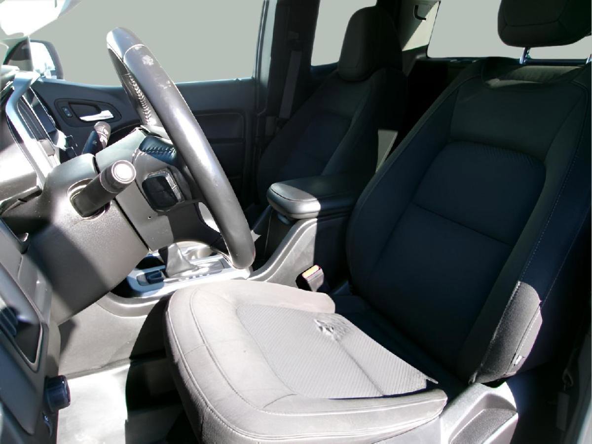 Used 2022 Chevrolet Colorado LT w/ Fleet Safety Package RWD image 12