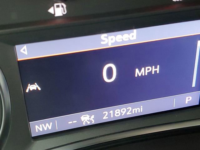 Used 2023 Chevrolet Equinox Premier image 10