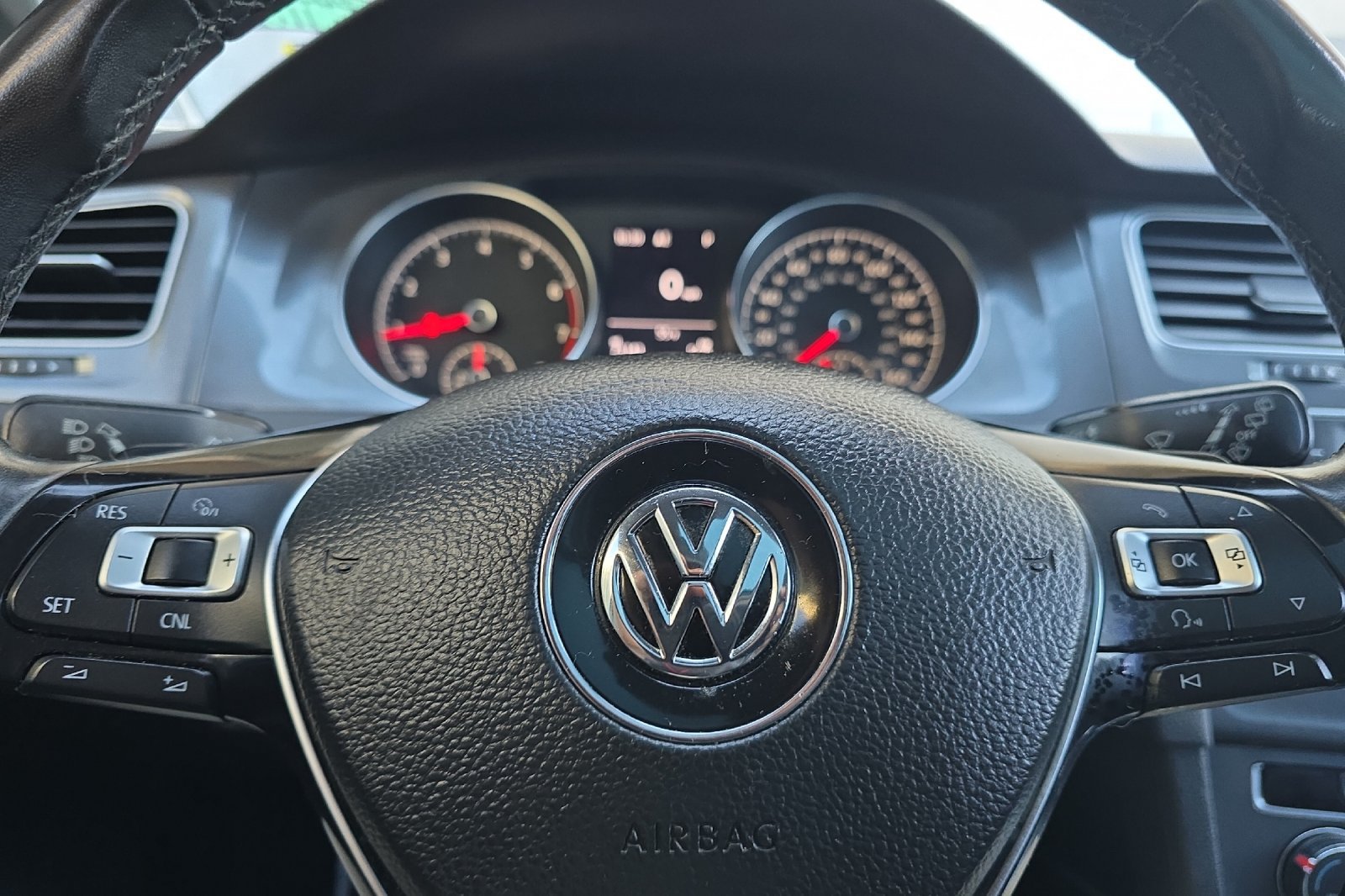 Used 2017 Volkswagen Golf Alltrack SE AWD/4WD image 20