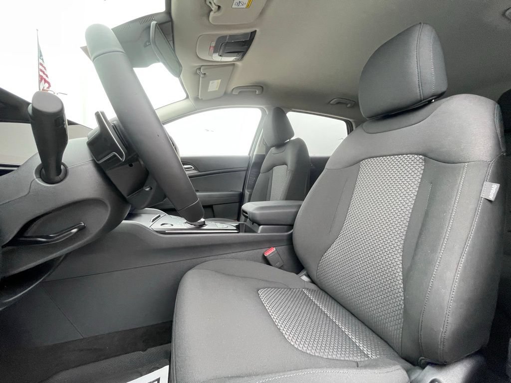 New 2026 Kia Sportage LX FWD image 19