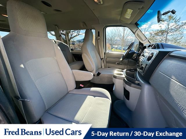 Used 2011 Ford E-350 and Econoline 350 XLT image 28