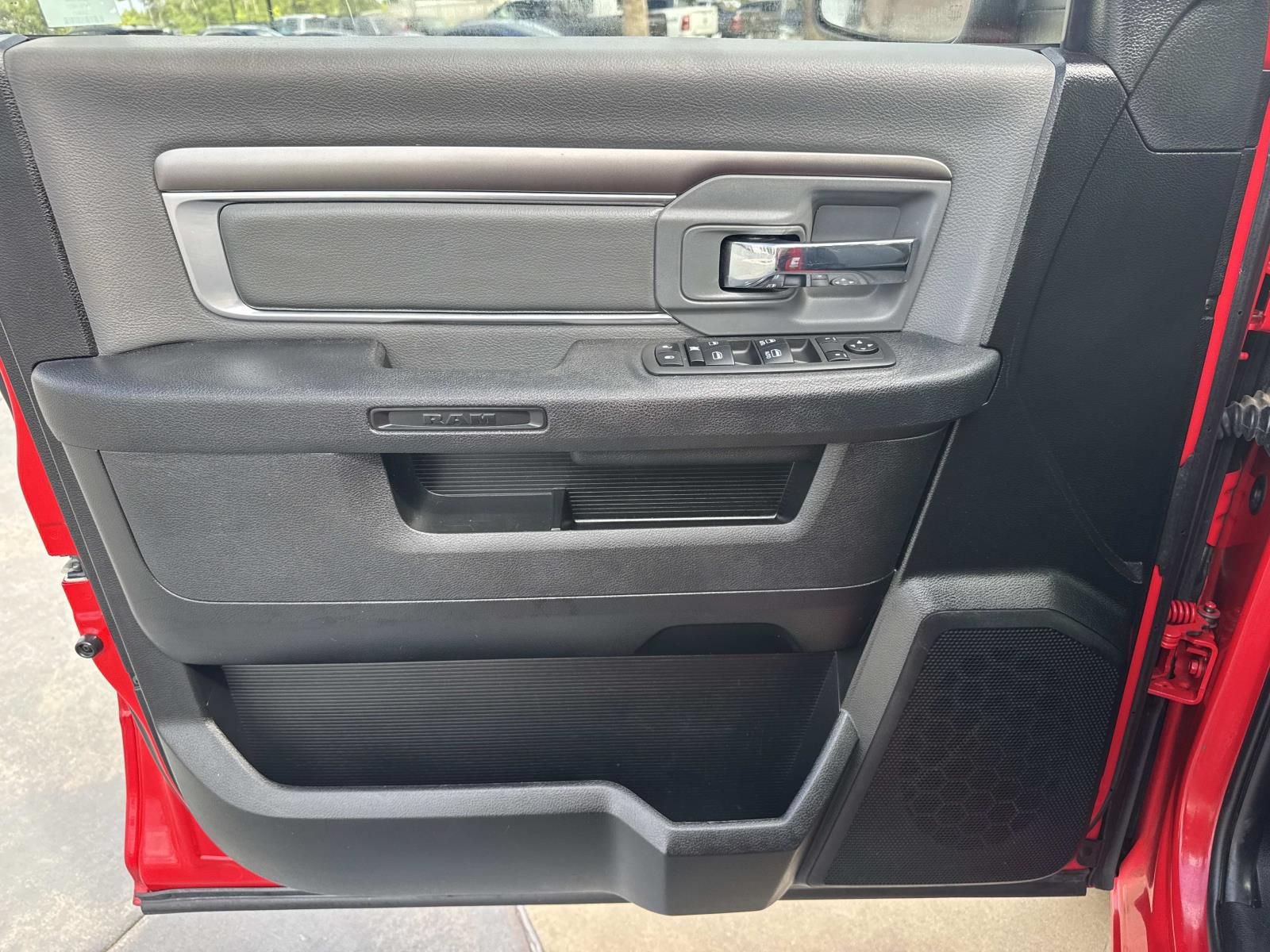 Certified 2022 RAM 1500 Classic SLT AWD/4WD image 18