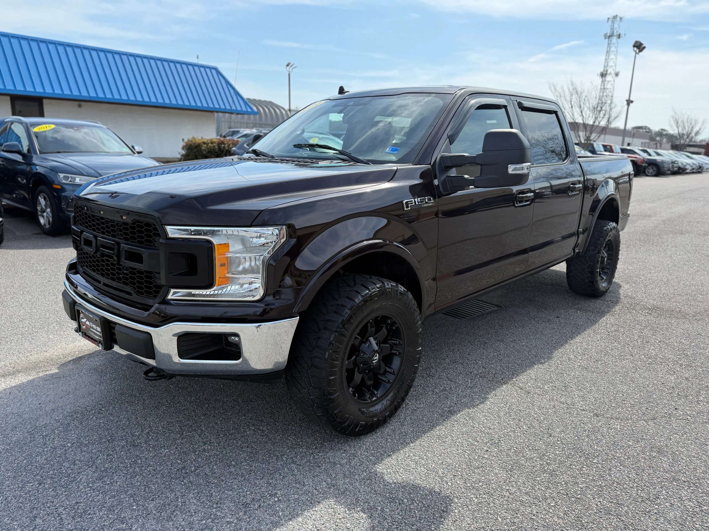 Used 2019 Ford F150 Lariat image 3