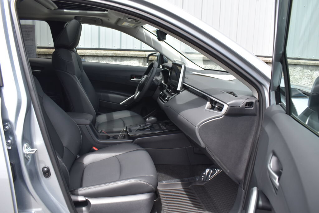 Certified 2026 Toyota Corolla Cross XLE w/ Convenience Package AWD/4WD image 25