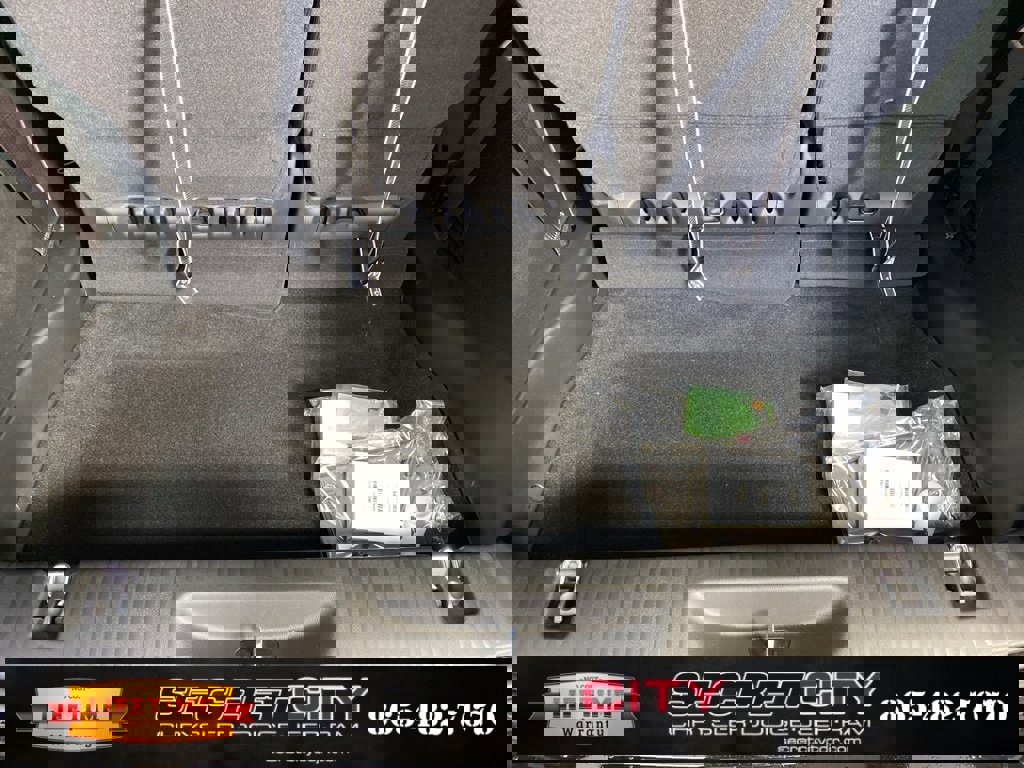 New 2026 Chrysler Pacifica Select image 36