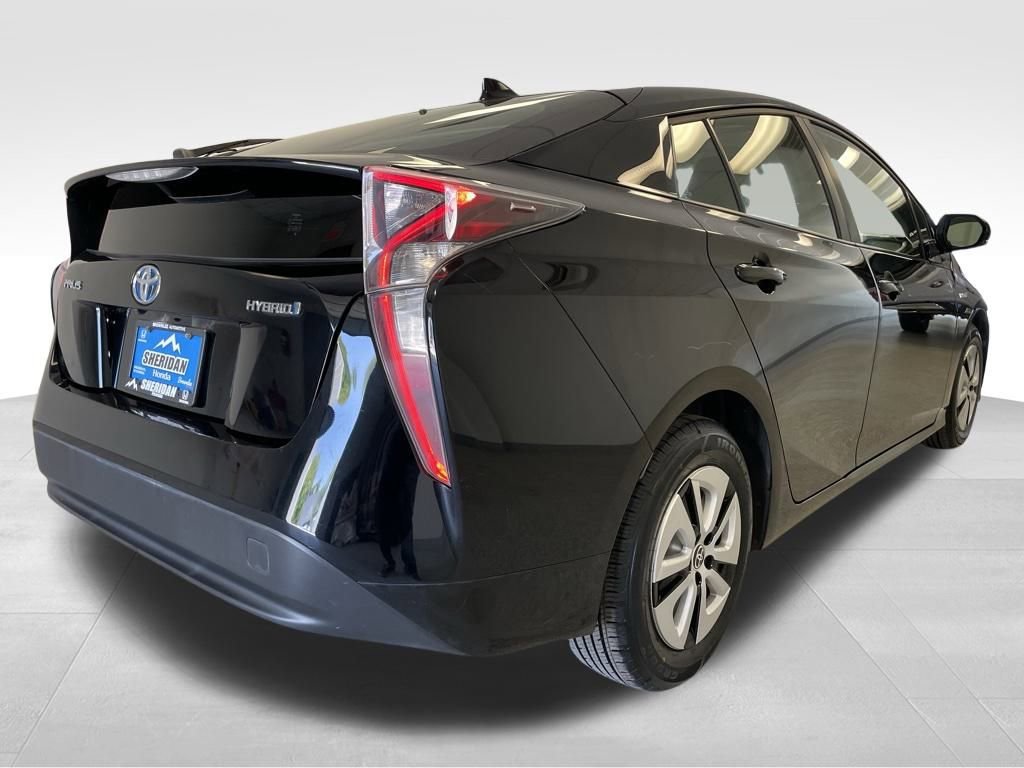 Used 2016 Toyota Prius Three image 7