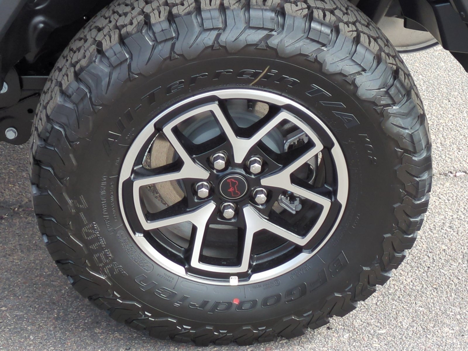 New 2025 Jeep Wrangler Unlimited Rubicon w/ Safety Group AWD/4WD image 26