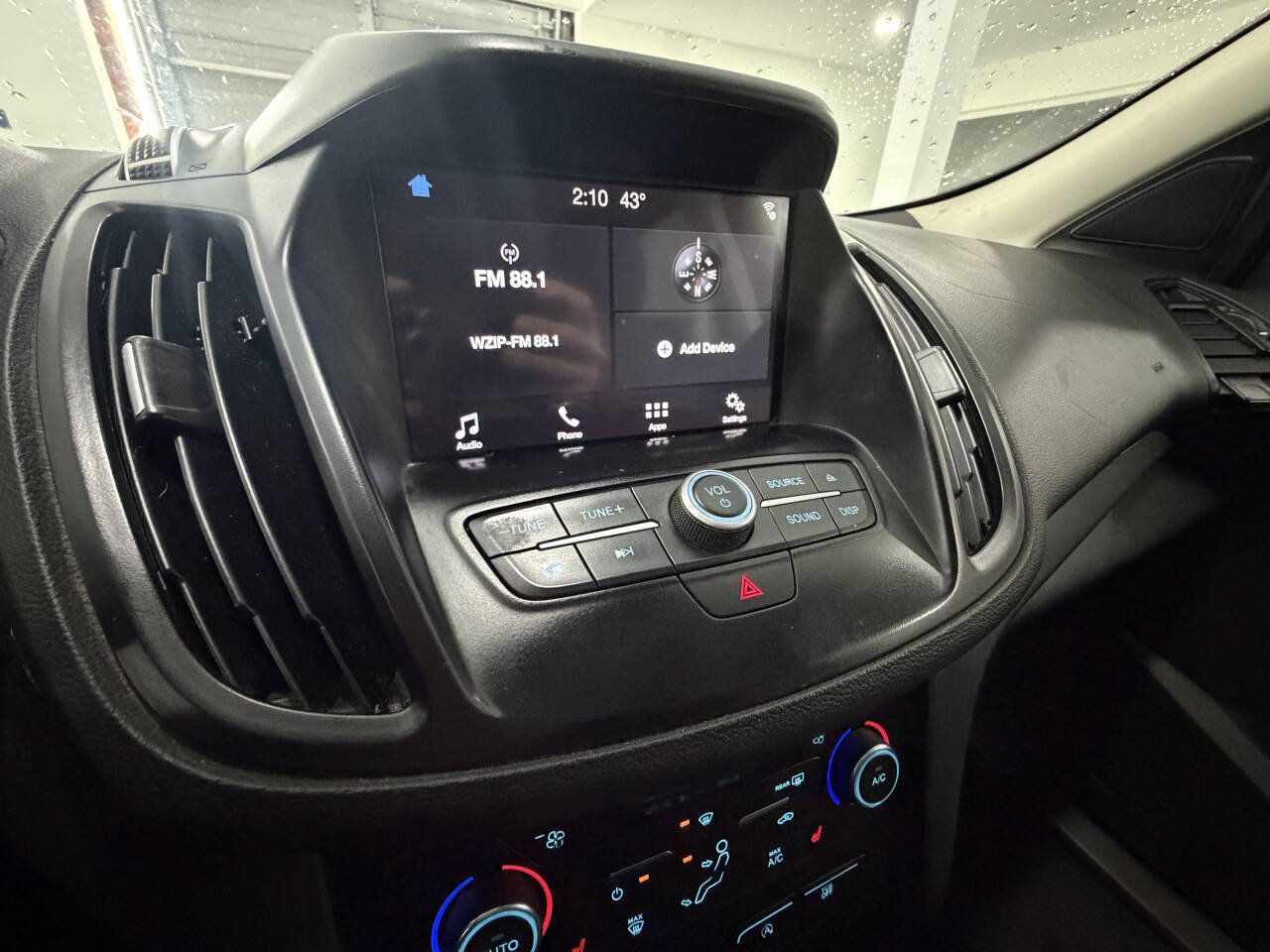 Used 2017 Ford Escape SE w/ Equipment Group 201A AWD/4WD image 27