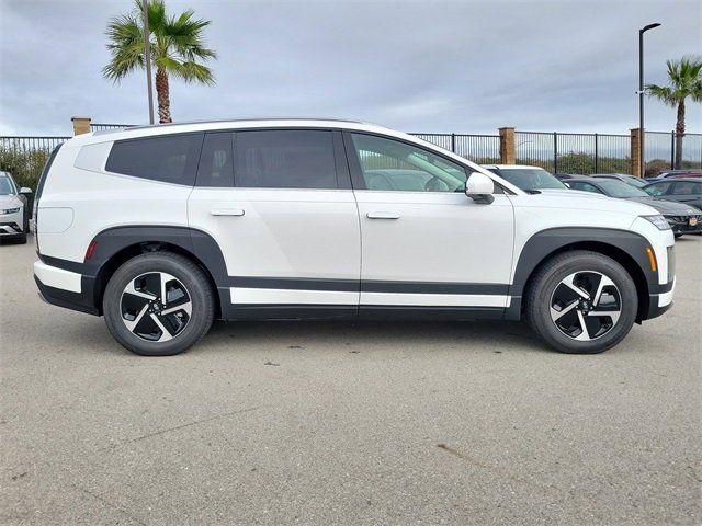 New 2026 Hyundai Ioniq 9 SE w/ Tow & Go Package image 25