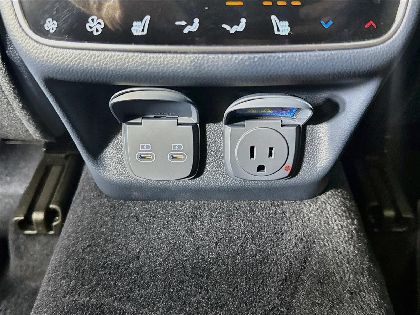 New 2027 Genesis GV70 3.5T Prestige AWD/4WD image 28