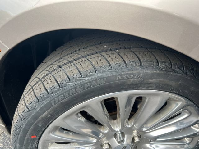 Certified 2020 Lincoln MKZ Reserve w/ Elements Package FWD image 32