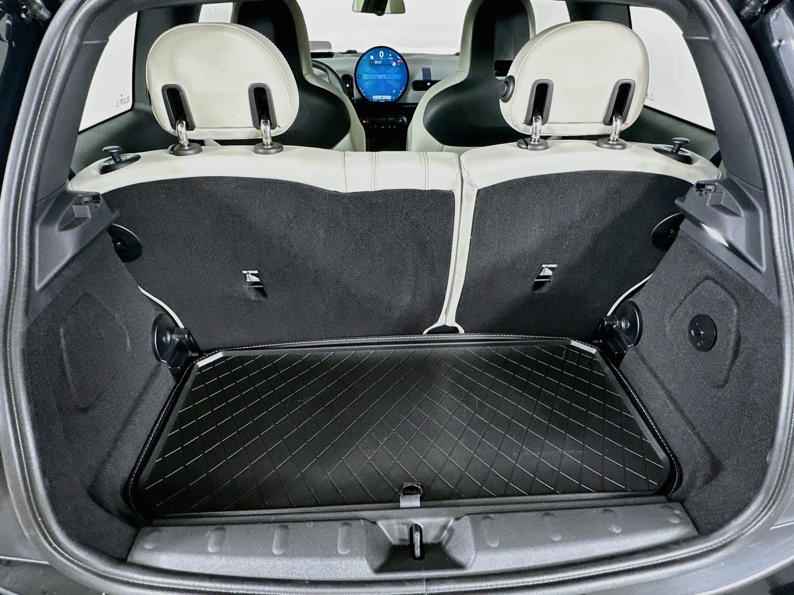 Certified 2026 MINI Cooper 2-Door Hardtop FWD image 36