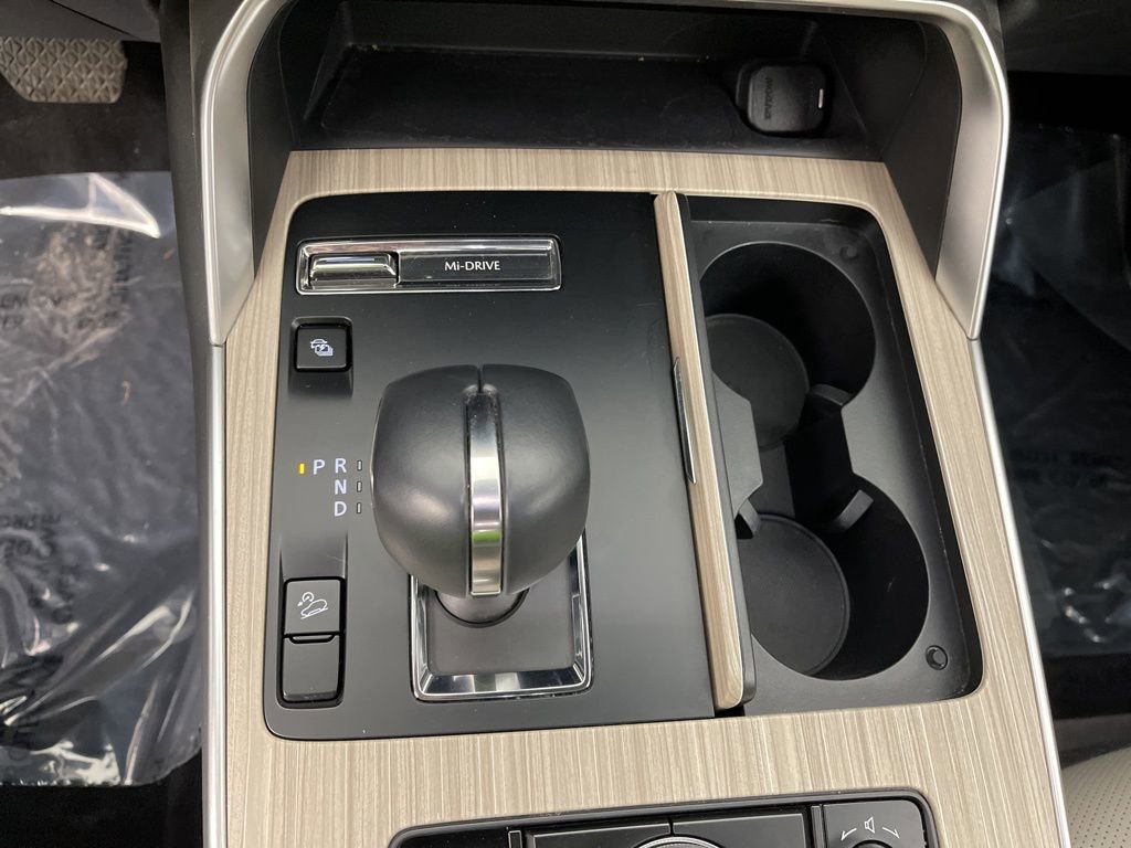 Used 2024 MAZDA CX-90 Plug-In Hybrid w/ Preferred image 15