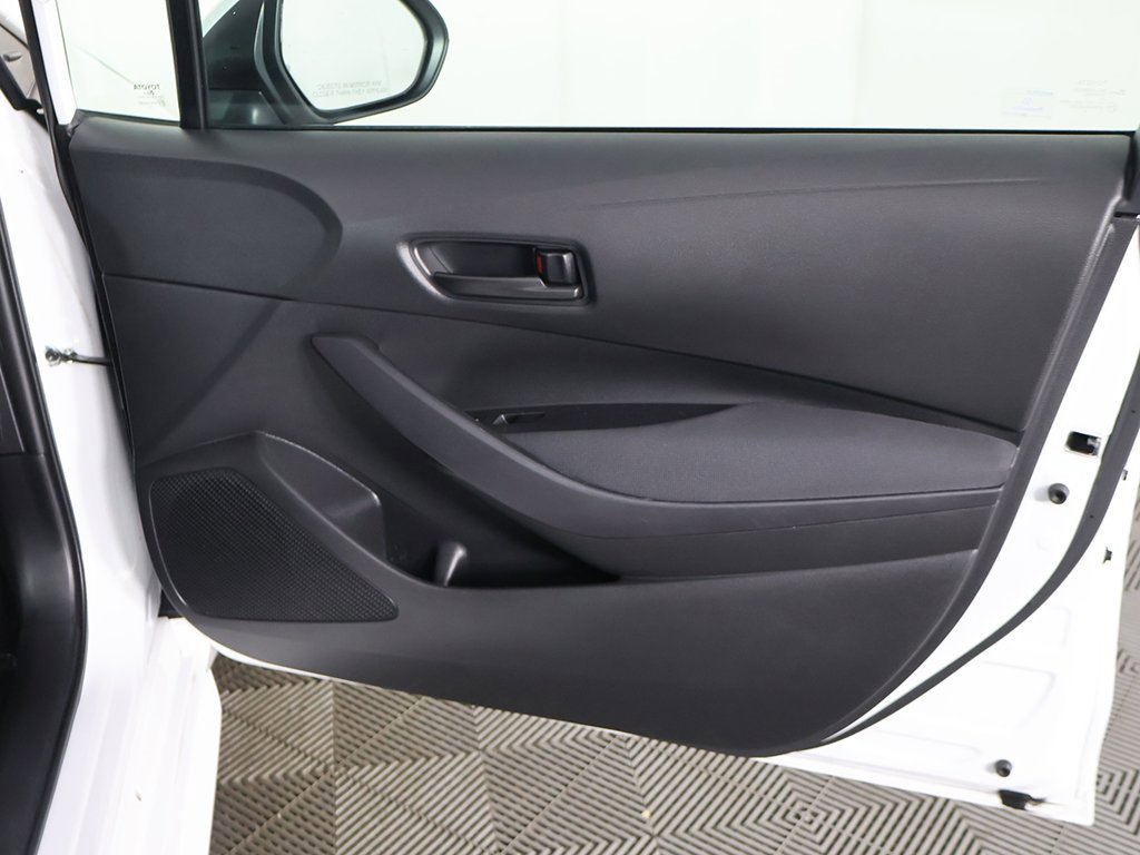 Used 2023 Toyota Corolla LE image 19