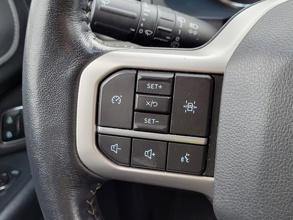 Certified 2023 Ford Expedition Max XLT image 31