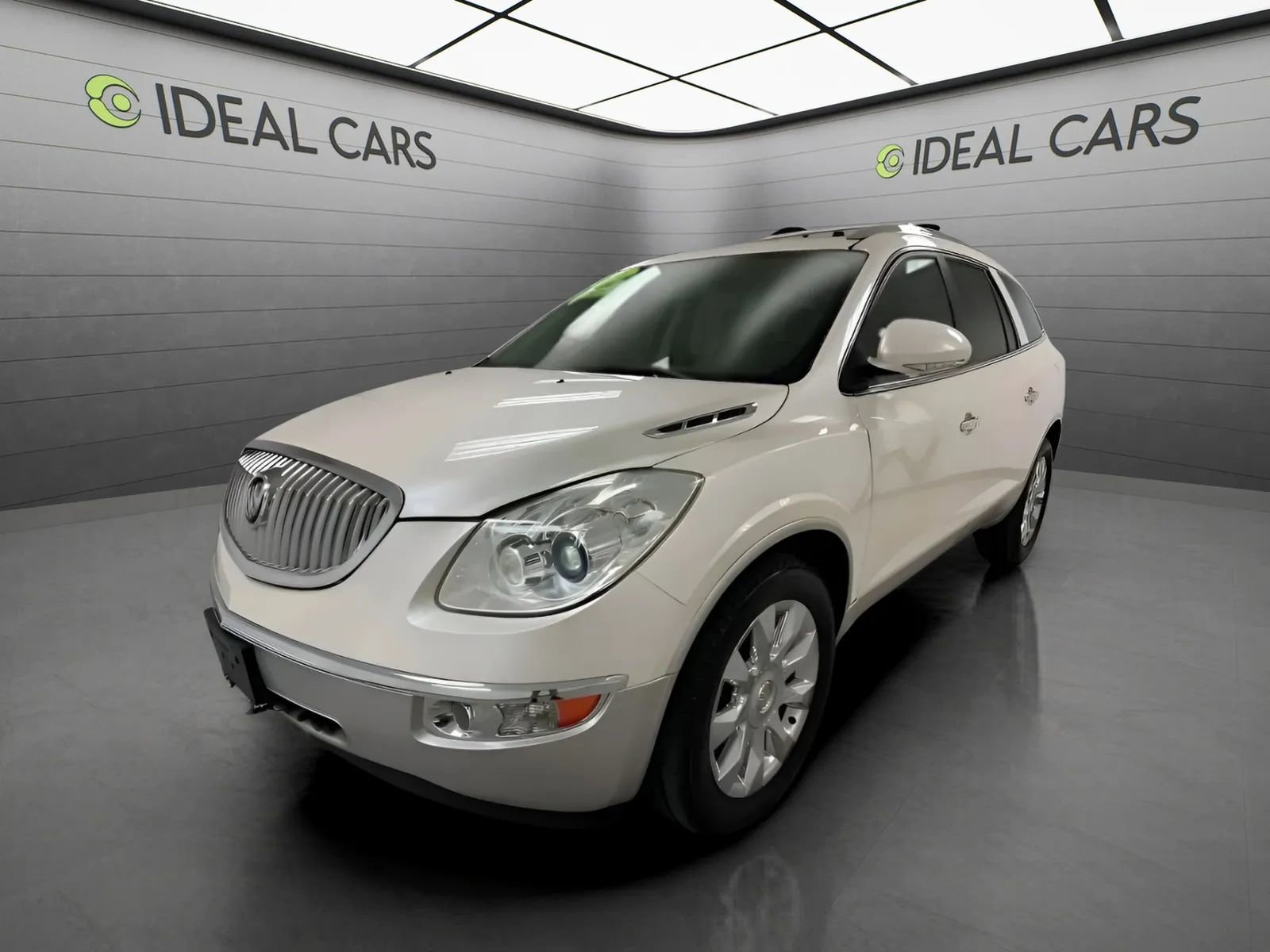 Used 2011 Buick Enclave CXL FWD image 1