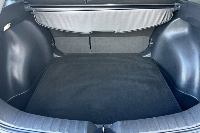 Certified 2025 Toyota Corolla Cross XLE FWD image 19
