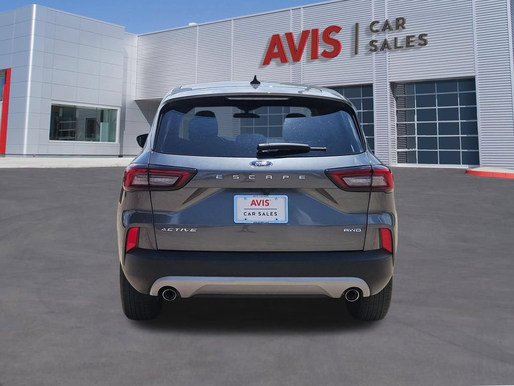 Used 2025 Ford Escape Active AWD/4WD image 5