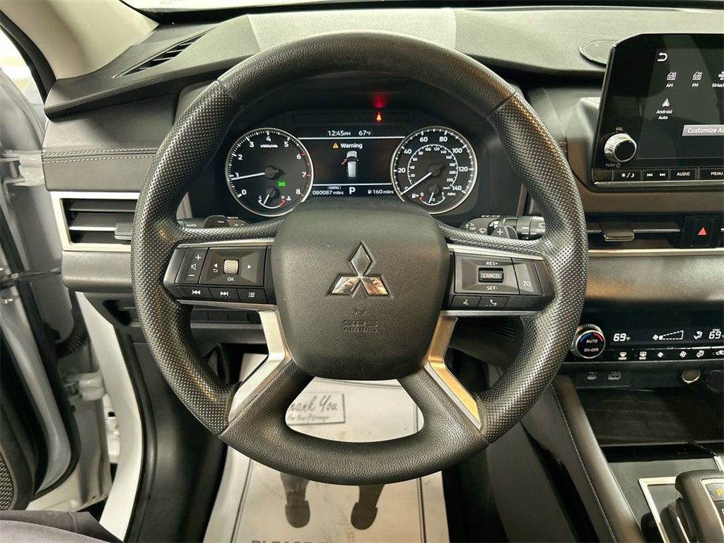 Used 2022 Mitsubishi Outlander ES image 4