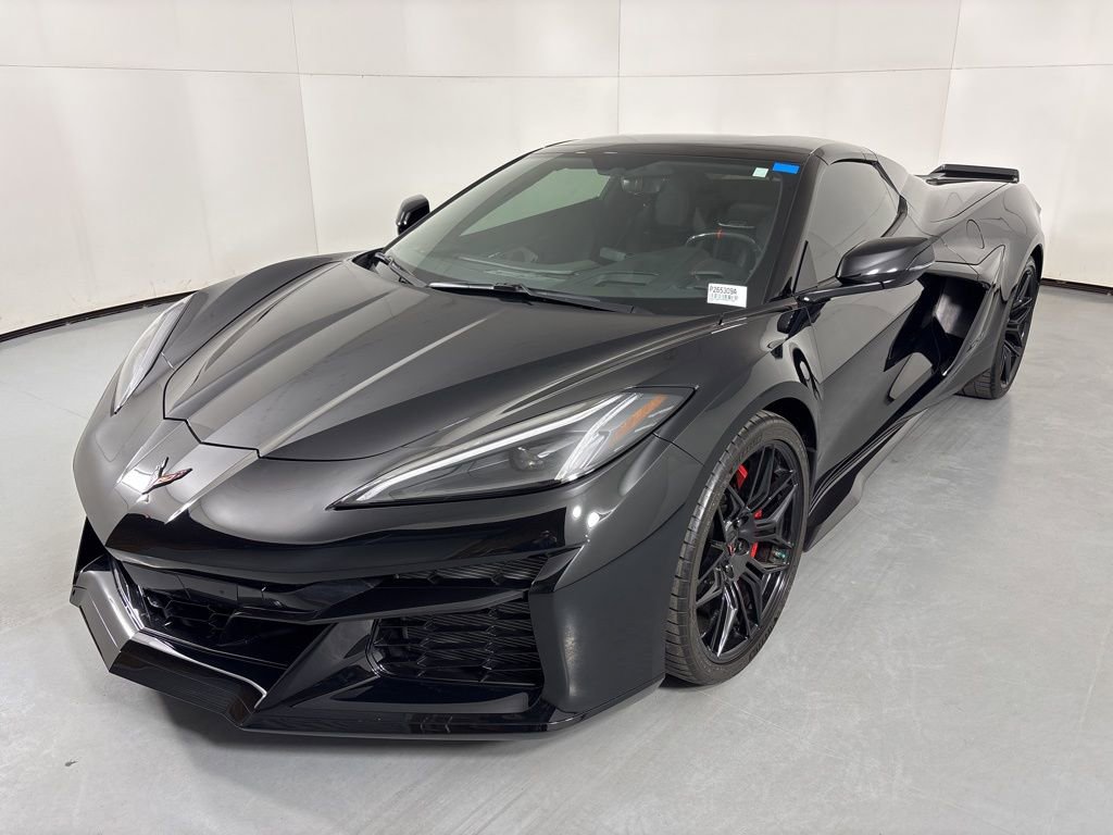 Used 2023 Chevrolet Corvette Z06 RWD image 5