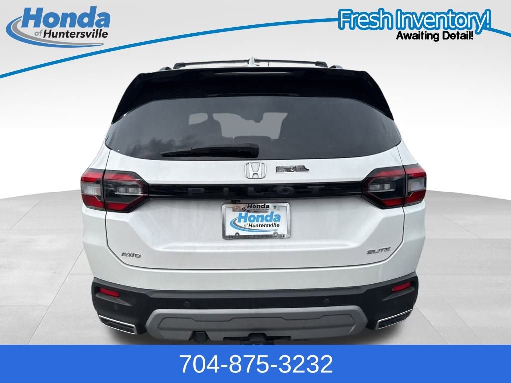 Used 2025 Honda Pilot Elite image 7