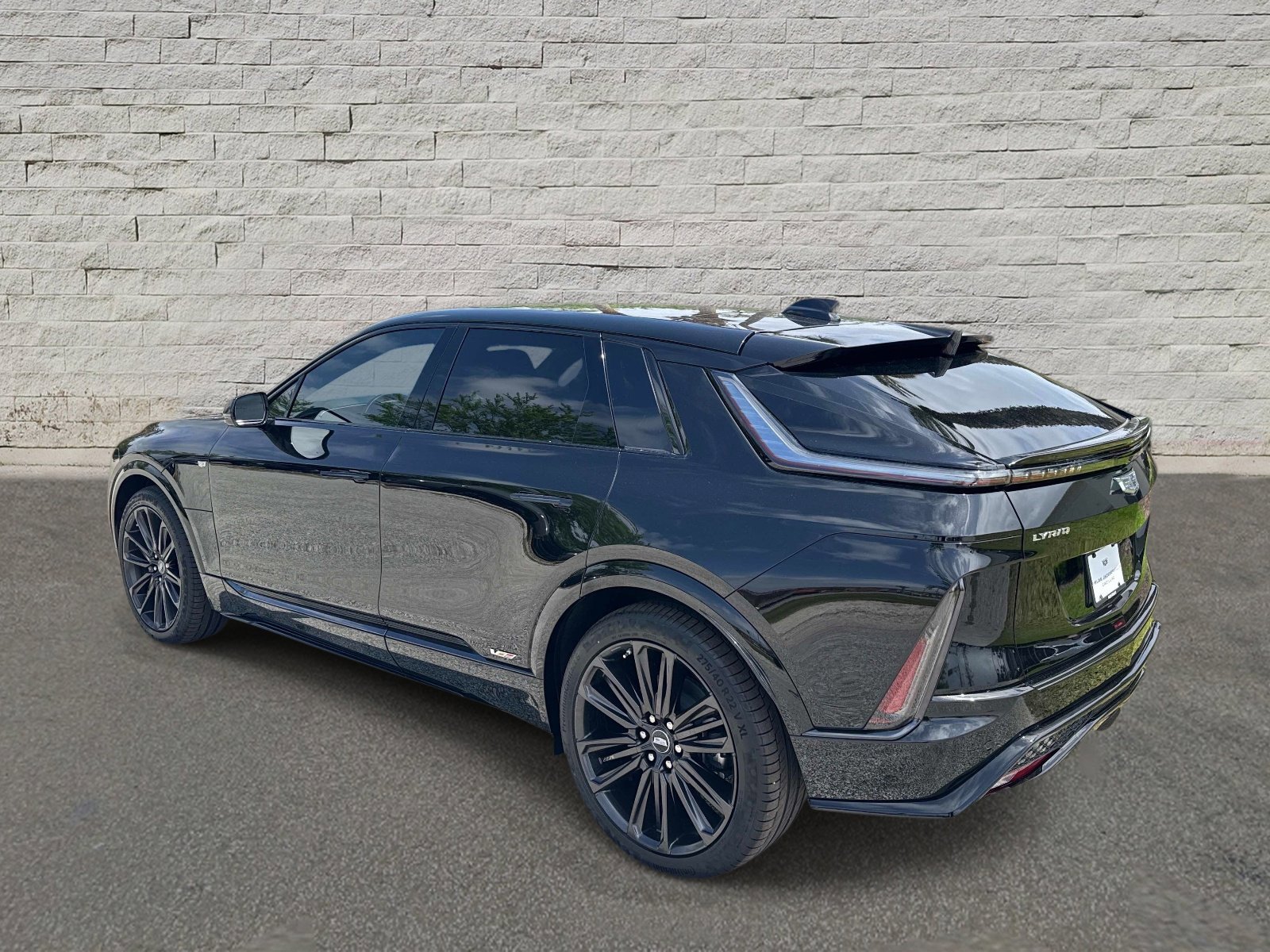 New 2026 Cadillac Lyriq V image 4