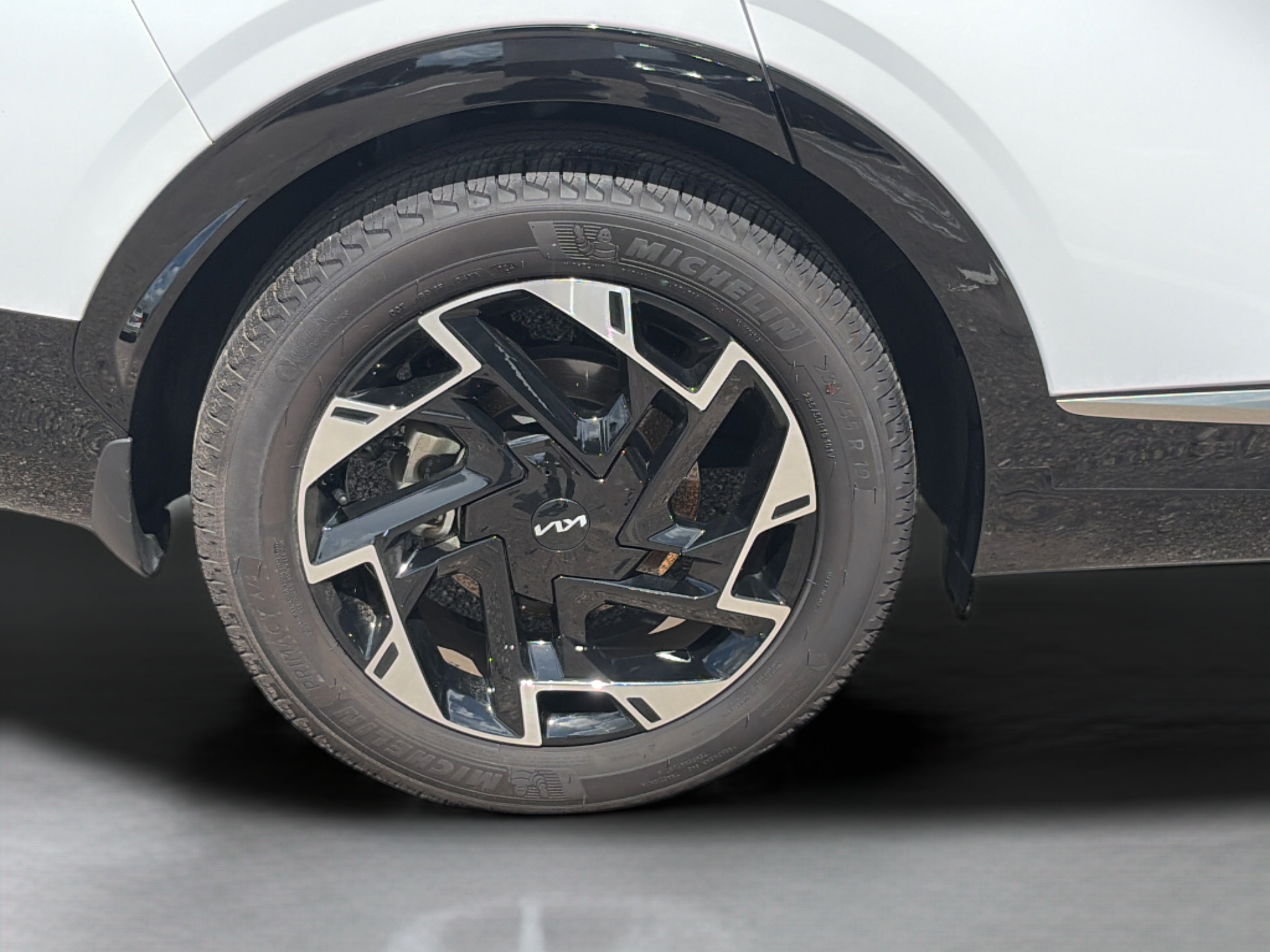 Certified 2025 Kia Sportage SX FWD image 31