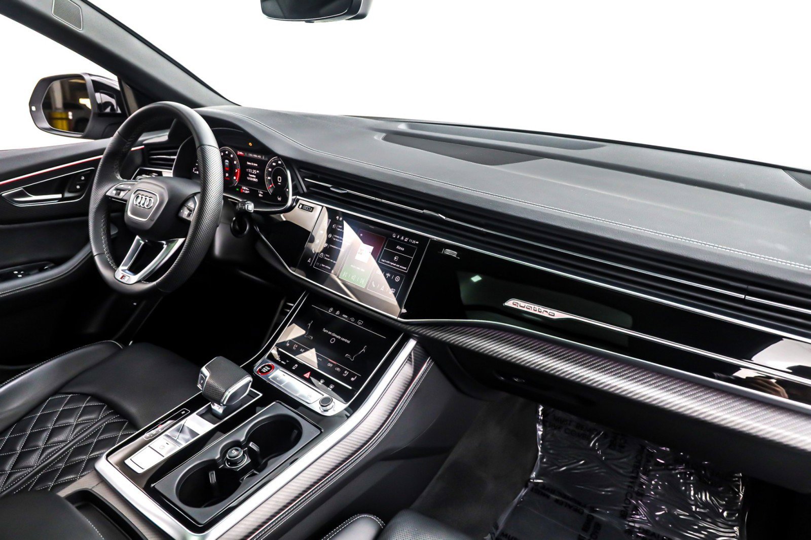 Used 2024 Audi SQ8 Premium Plus w/ Executive Package image 17