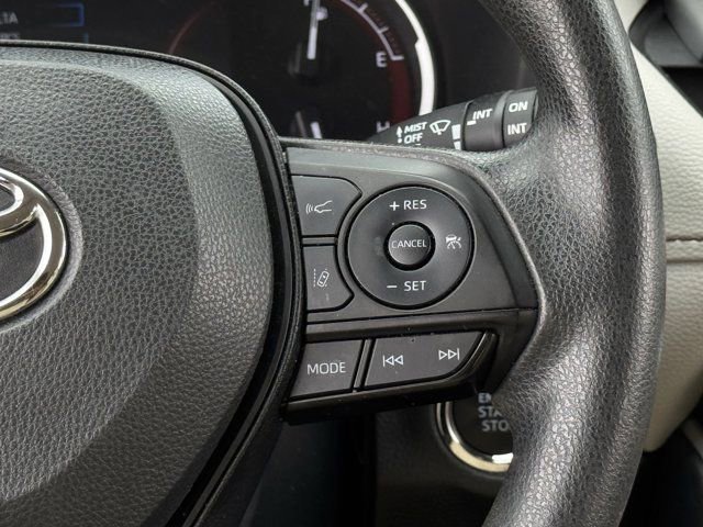 Used 2023 Toyota RAV4 XLE image 16