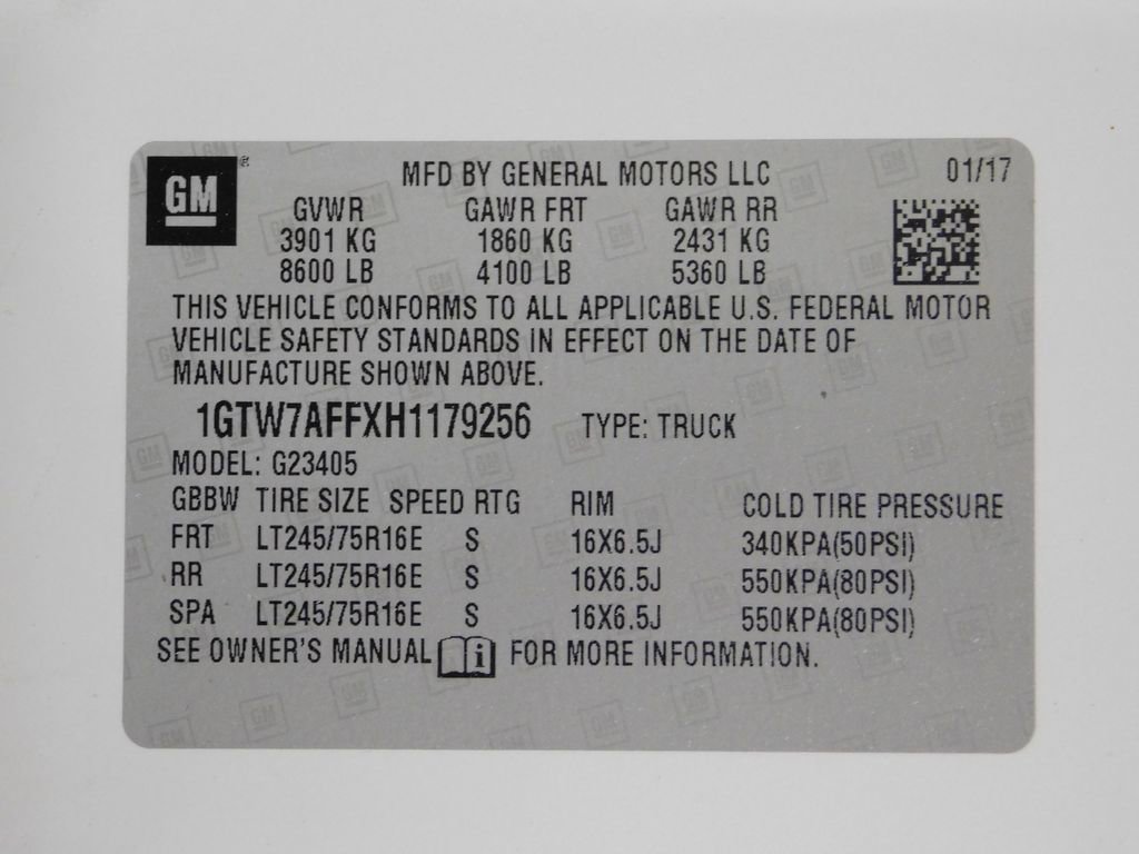 Used 2017 GMC Savana 2500 RWD image 95