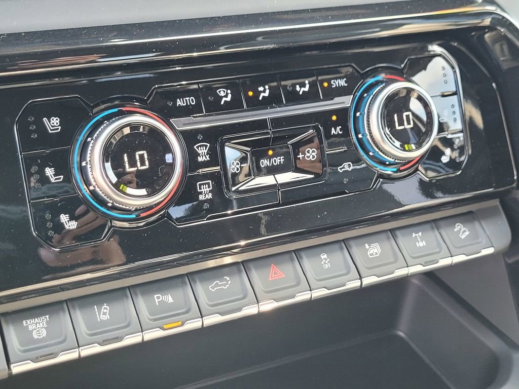 New 2026 GMC Sierra 2500 AT4X image 16