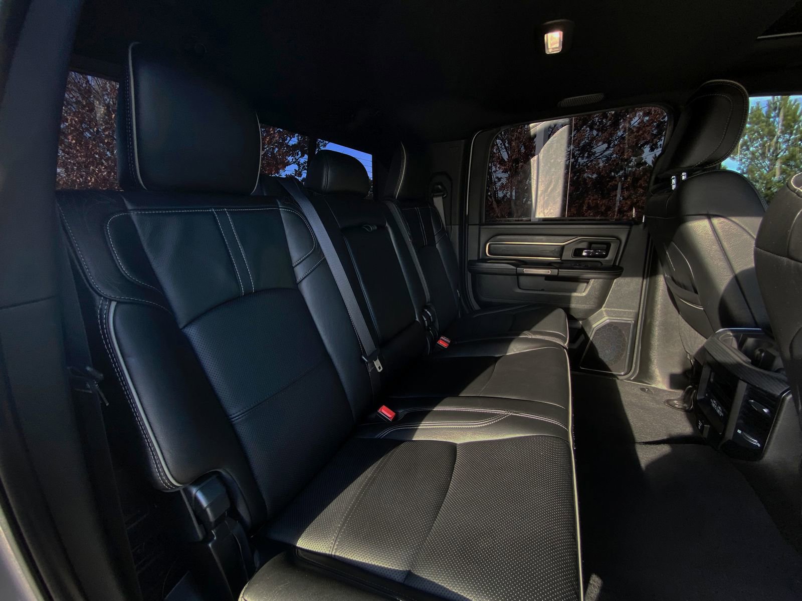 Used 2022 RAM 2500 Limited w/ Night Edition image 33