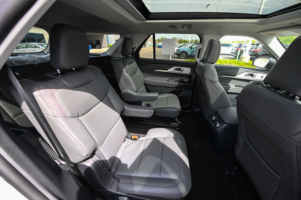 New 2026 Ford Explorer Active w/ Active Comfort Package AWD/4WD image 26