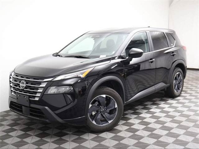 Used 2024 Nissan Rogue SV image 1