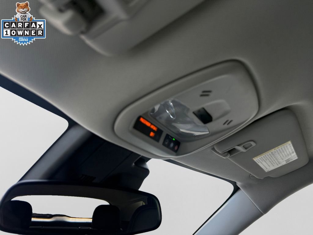 Used 2025 Chevrolet Trax LT FWD image 27