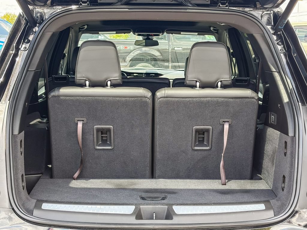 Certified 2025 Cadillac XT6 Luxury FWD image 54