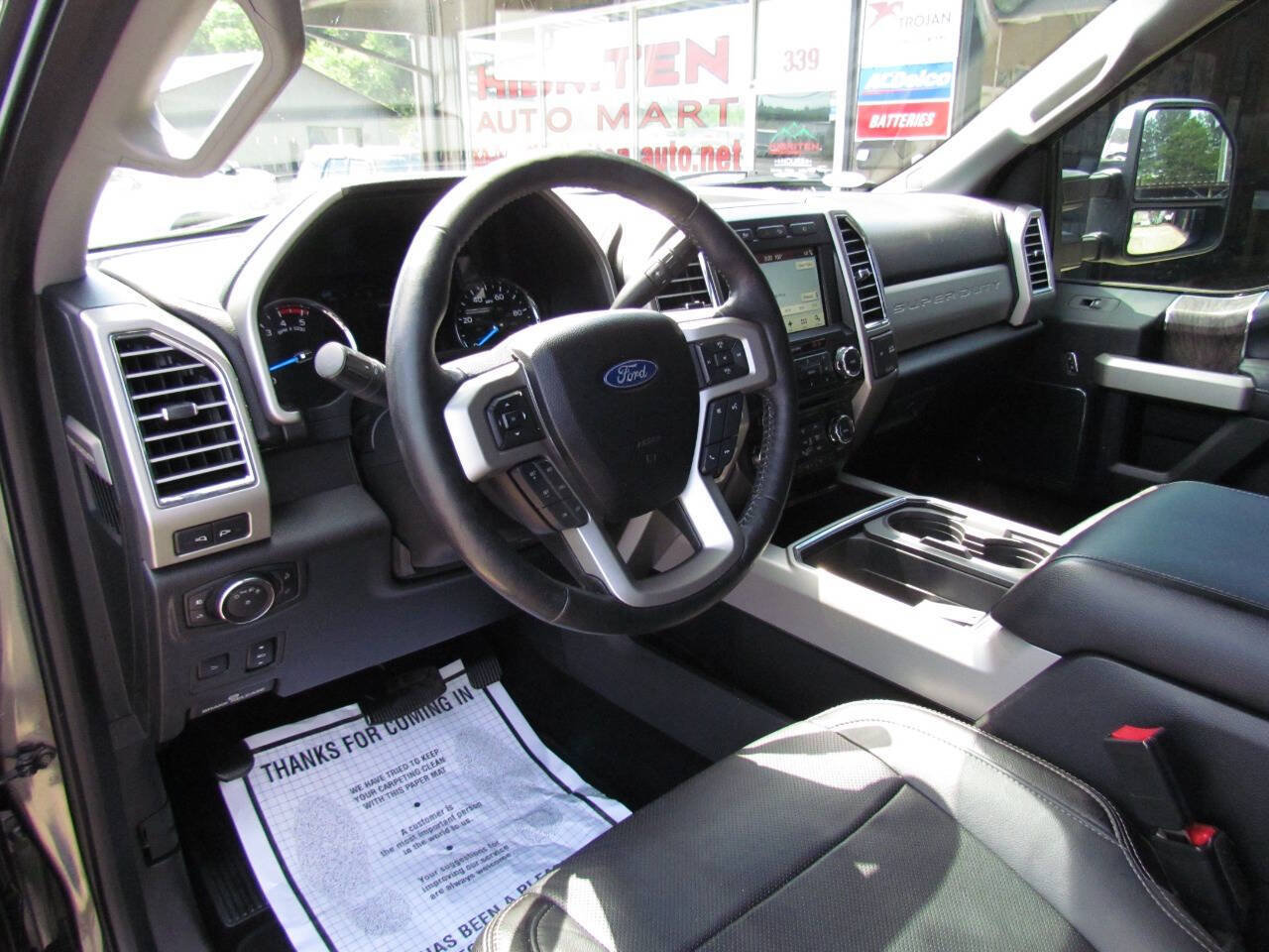Used 2017 Ford F250 Lariat w/ Lariat Ultimate Package AWD/4WD image 9