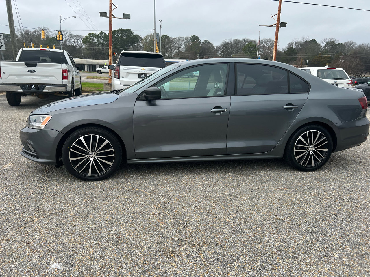 Used 2016 Volkswagen Jetta Sport image 16