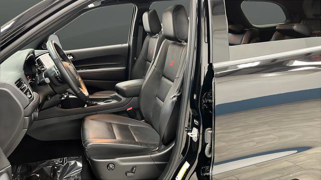 Used 2025 Dodge Durango GT image 18
