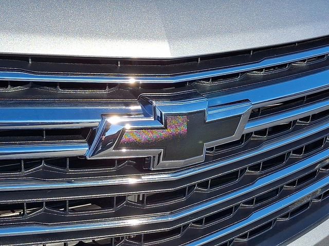 Used 2023 Chevrolet Traverse LT w/ LPO, Floor Liner Package image 28
