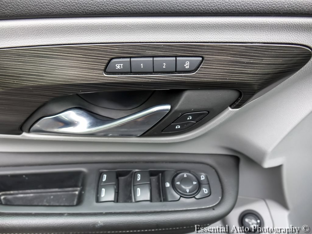 Certified 2022 GMC Terrain SLT w/ Tech Package FWD image 30