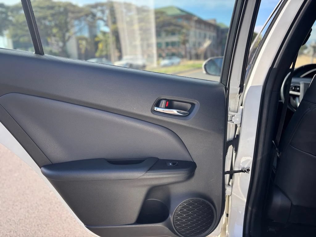 Used 2018 Toyota Prius Prime Plus FWD image 15